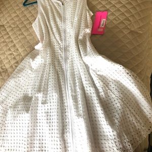 Betsy Johnson casual white dress